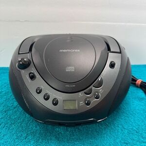 Memorex Portable CD Player AM/FM Radio Boombox Black MP8806 AUX In - Tested